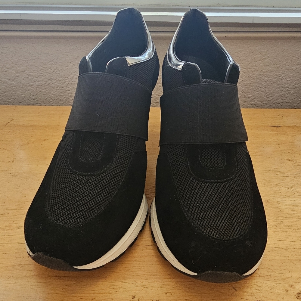 Sneex Icon Size 10 Black